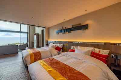 room room