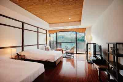 room room