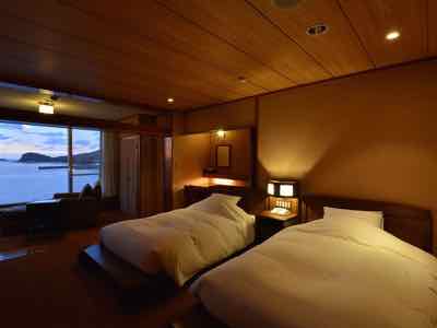 room room