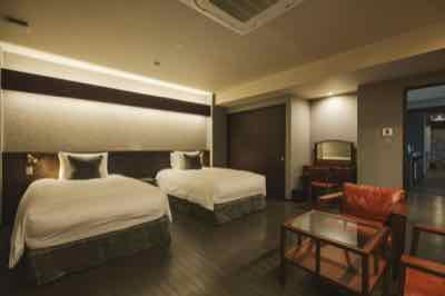 room room