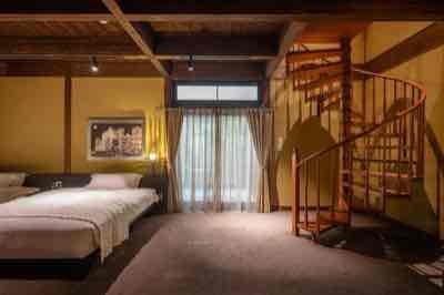 room room