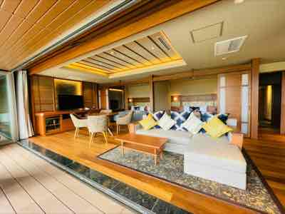 room room