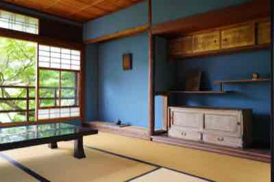 room room