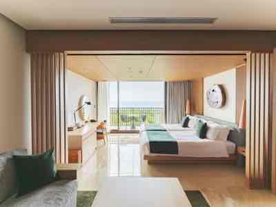 room room